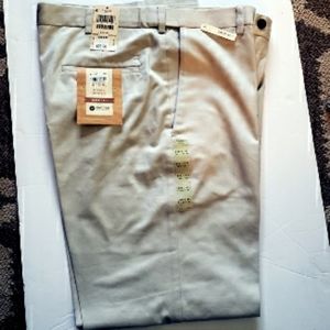 Haggar Khaki Classic Fit